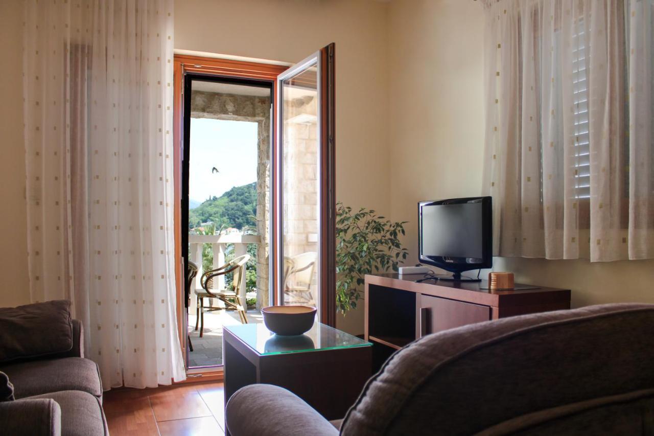 Apartments Mun Petrovac Exteriör bild