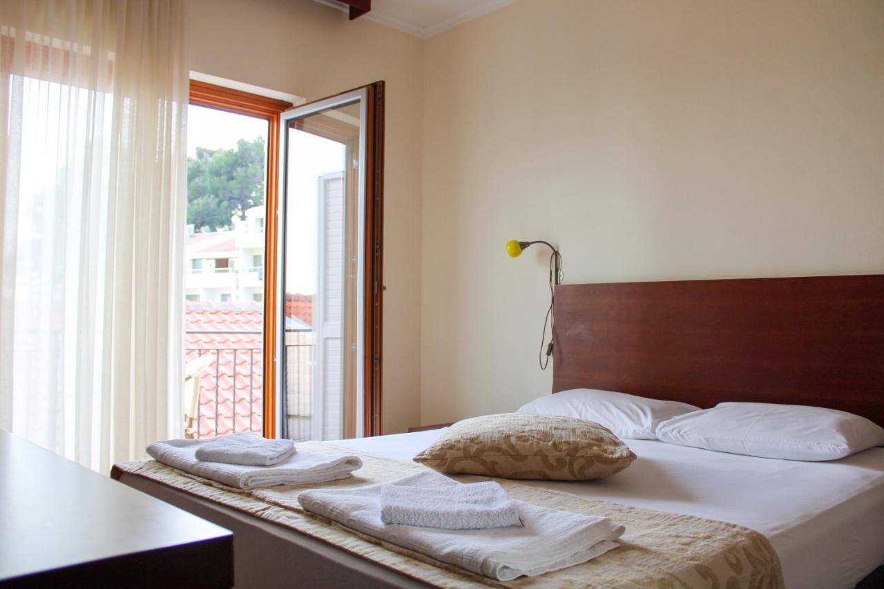 Apartments Mun Petrovac Exteriör bild