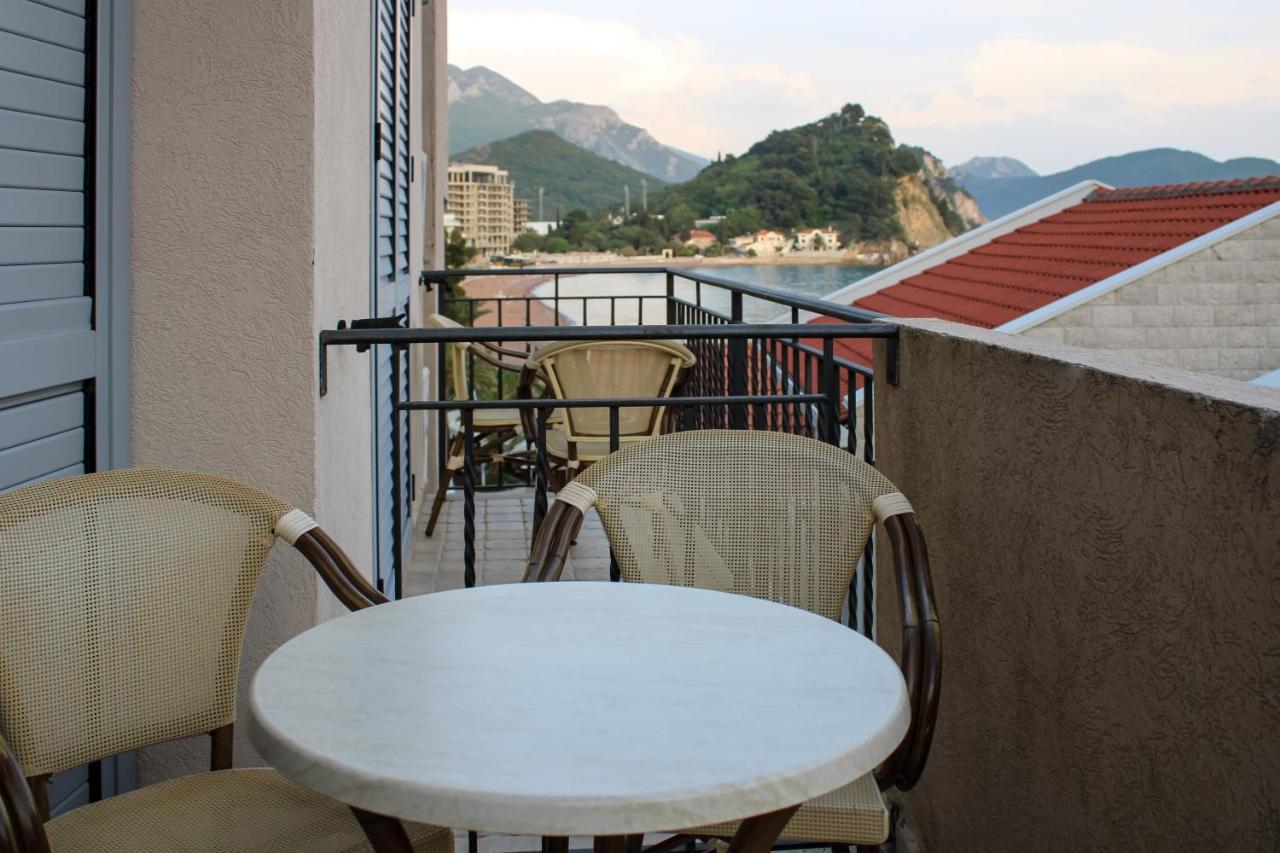 Apartments Mun Petrovac Exteriör bild